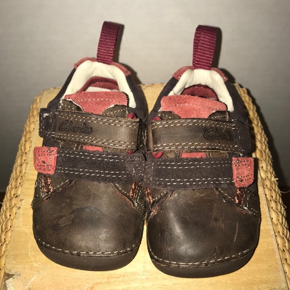 clarks shoes with velcro